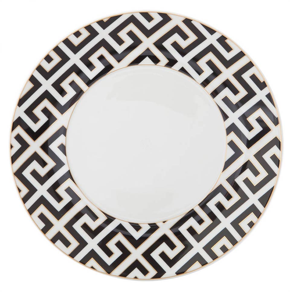 Royal Palace Cosmopolitan Black Dinner Plate