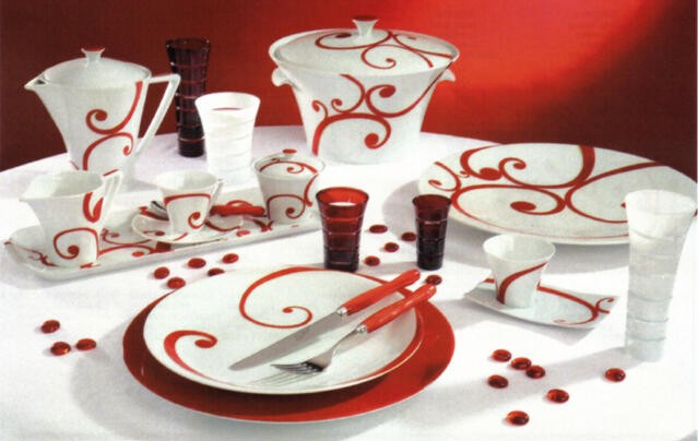 Arpege Red Dessert Plate