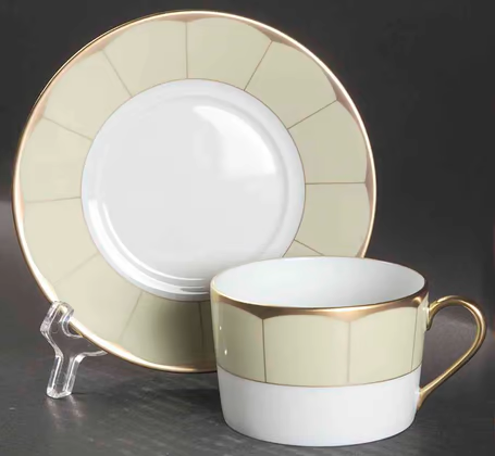 Illusion Endive Tea Cup & Saucer