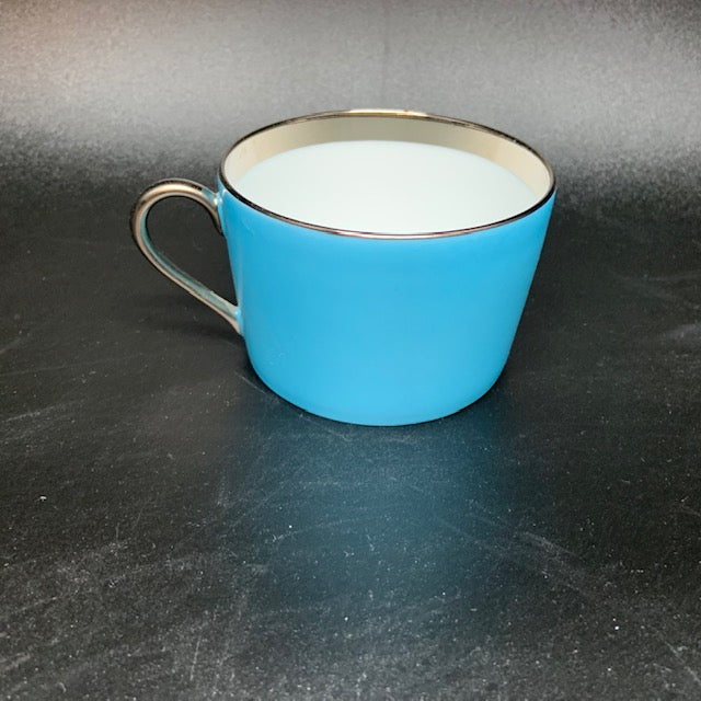 Laque de Chine Light Blue Platinum Tea Cup