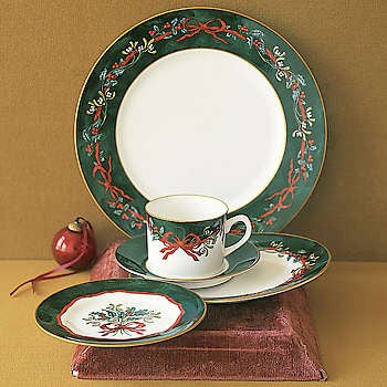 Holly Ribbons Green Tea Cup