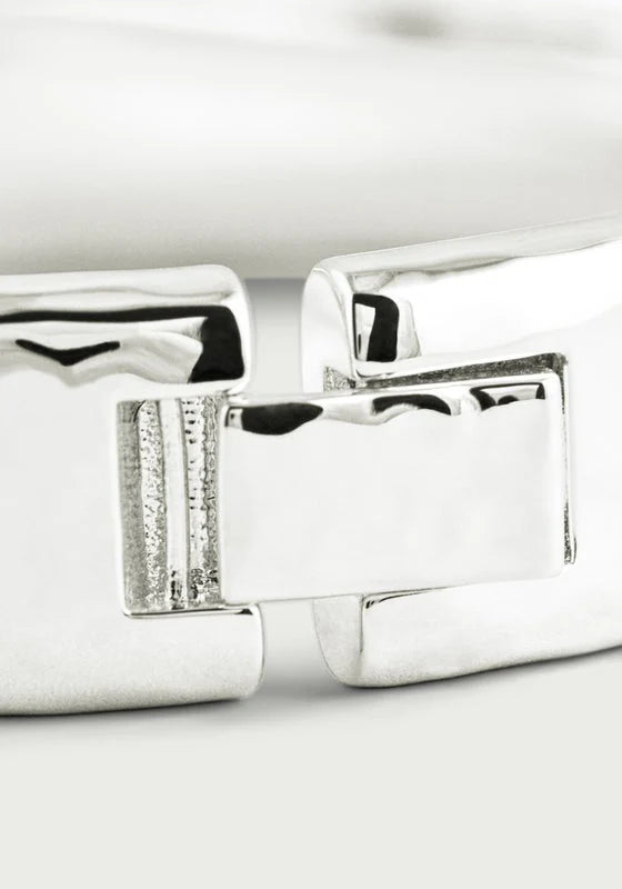 Farrier Wide Hinged Bangle