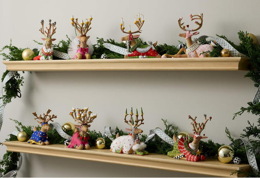 Dash Away Sitting Reindeer