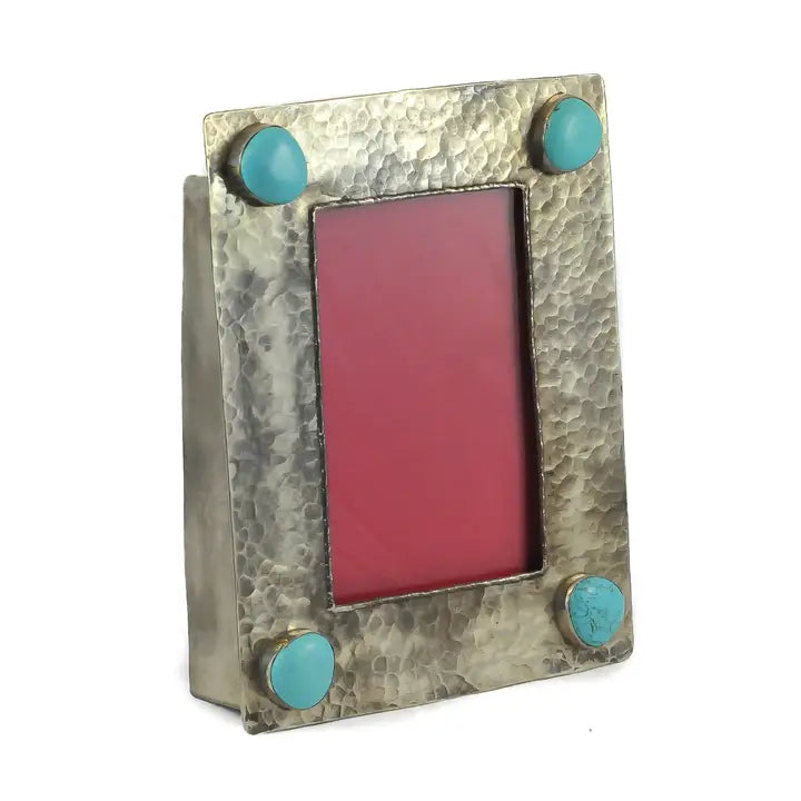 Silver Frame with Dimples & 4 Stones