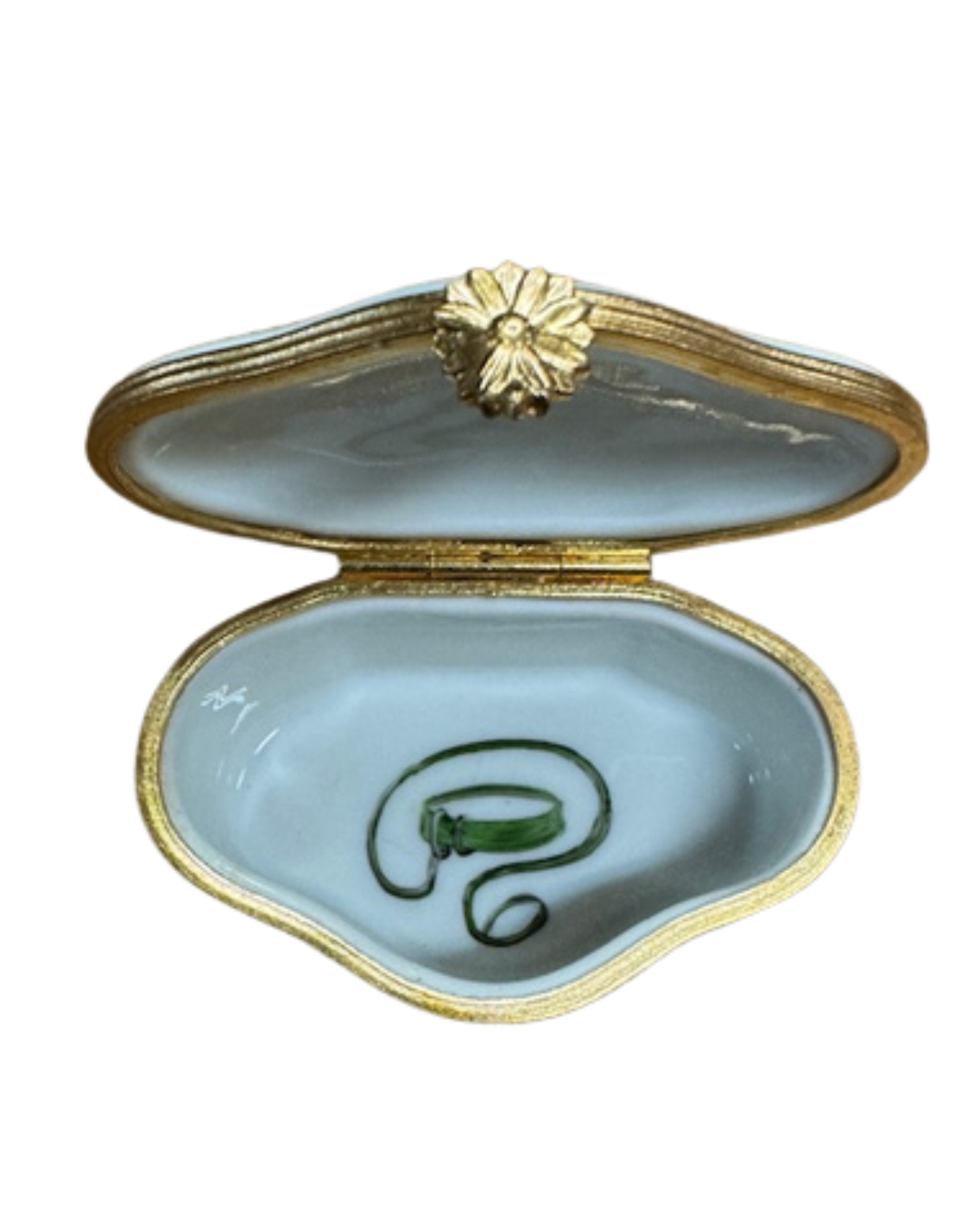 Scotland’s Yard Studio Dog Limoges Box