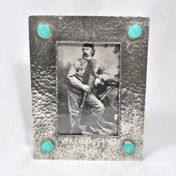 Silver Frame with Dimples & 4 Stones