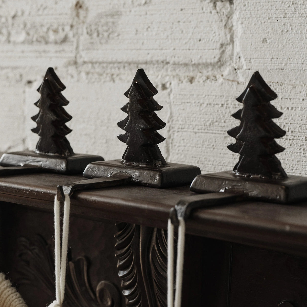 Pino Bota Stocking Holder