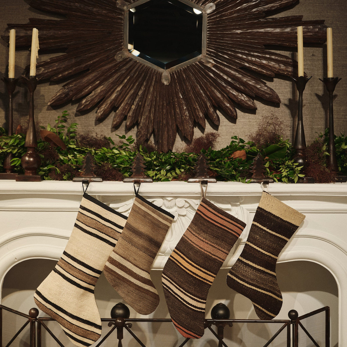 Pino Bota Stocking Holder