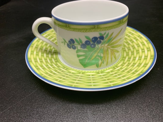 Patio Can Cup & Saucer
