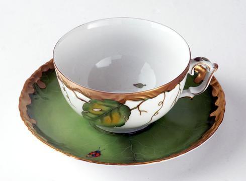 Ivy Garland Cup & Saucer