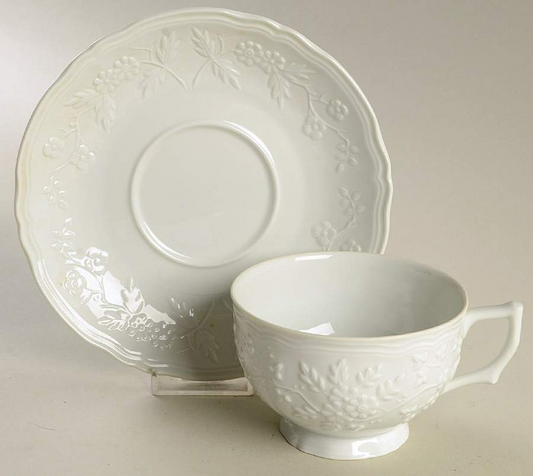 Hawthorne Tea Cup Extra Footed